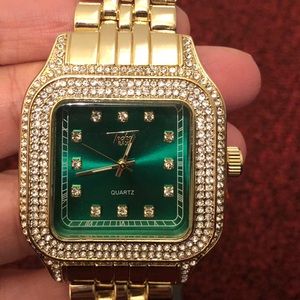 Men’s lab diamonds watch